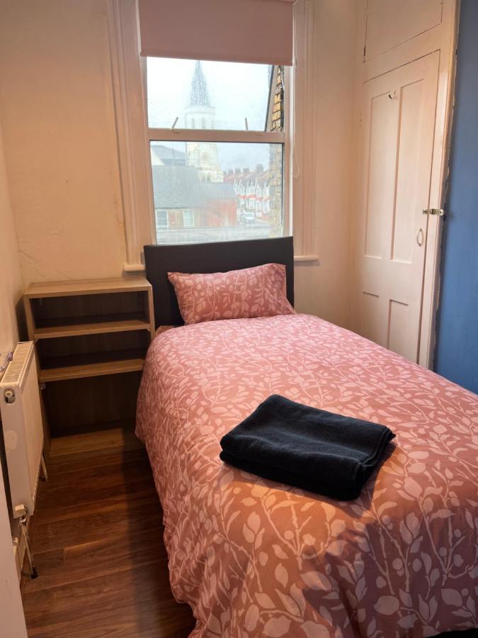 Cozy London Flat Otel Dış mekan fotoğraf